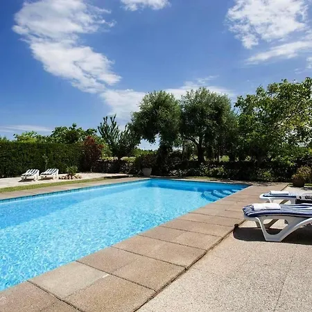 Suari Villa *